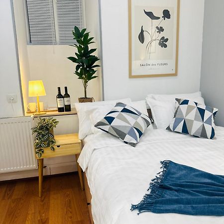 Cosy Koala Hostel Тбилиси Экстерьер фото